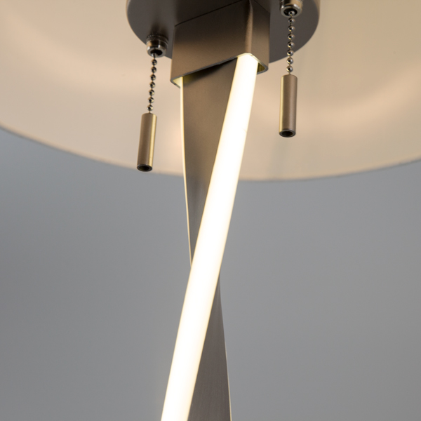 Торшер со светодиодной подсветкой 992 белый / никель